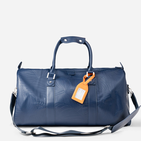 Weekender Duffle horizon blue showing detachable shoulder strap
